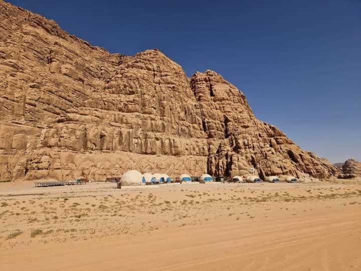 Sami Al Muzna Rum Camp 瓦迪拉姆 外观 照片